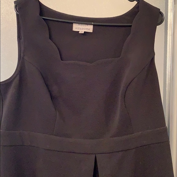 Black Dress - Picture 2 of 5